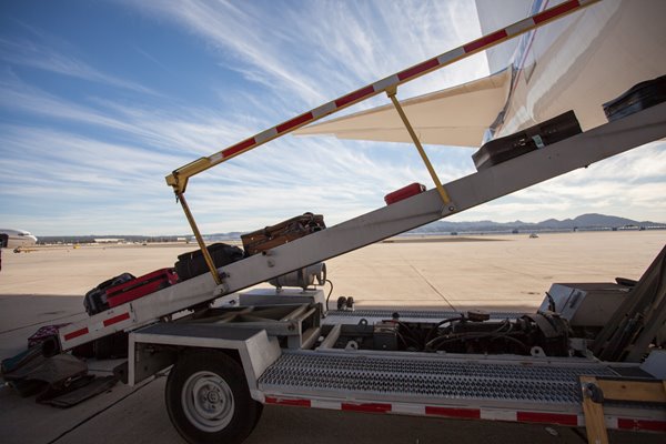 Solutions de suivi RFID pour les compagnies aériennes et les aéroports par Impinj