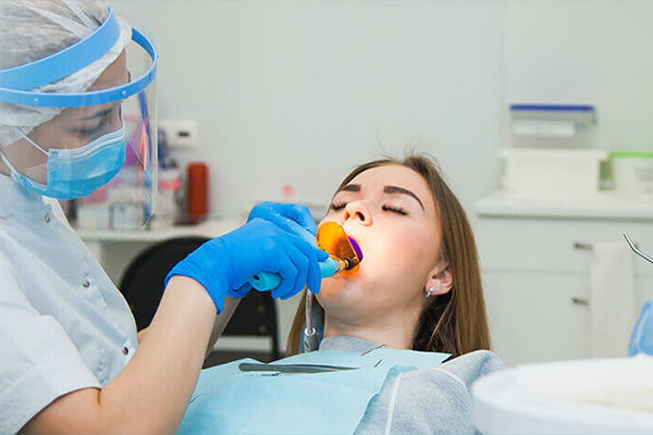 Client-Témoignage-Clinique-Enseignement-Universitaire-Transforme-Dentisterie-Grâce à-RAIN-RFID-Fonction-Image