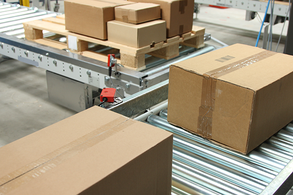 boxes-on-conveyor
